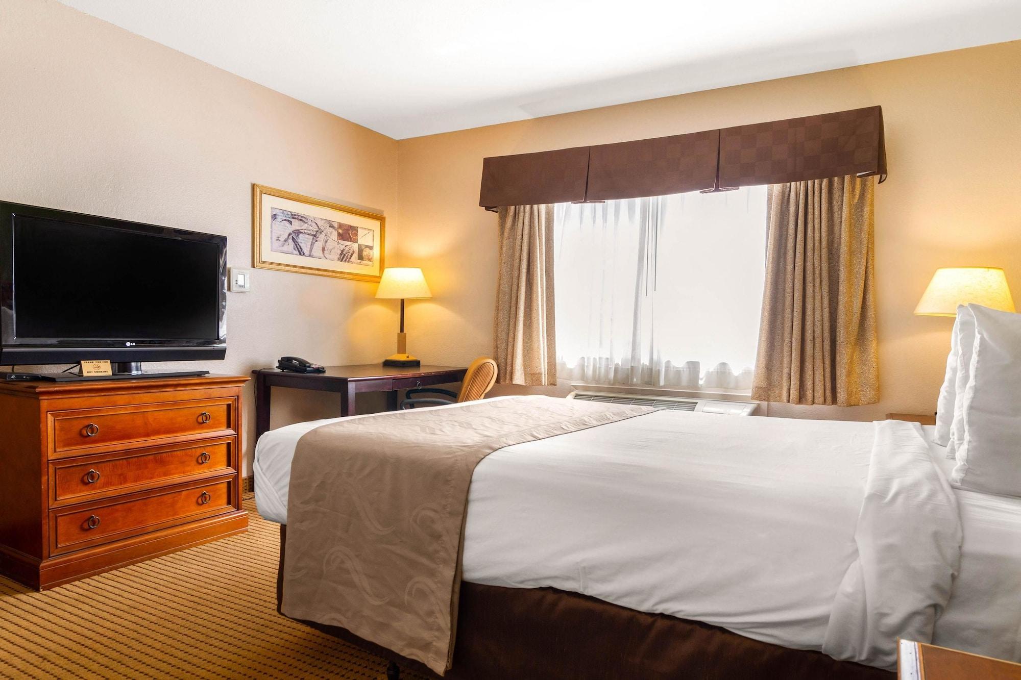 Rodeway Inn Auburn – Foresthill Exterior foto