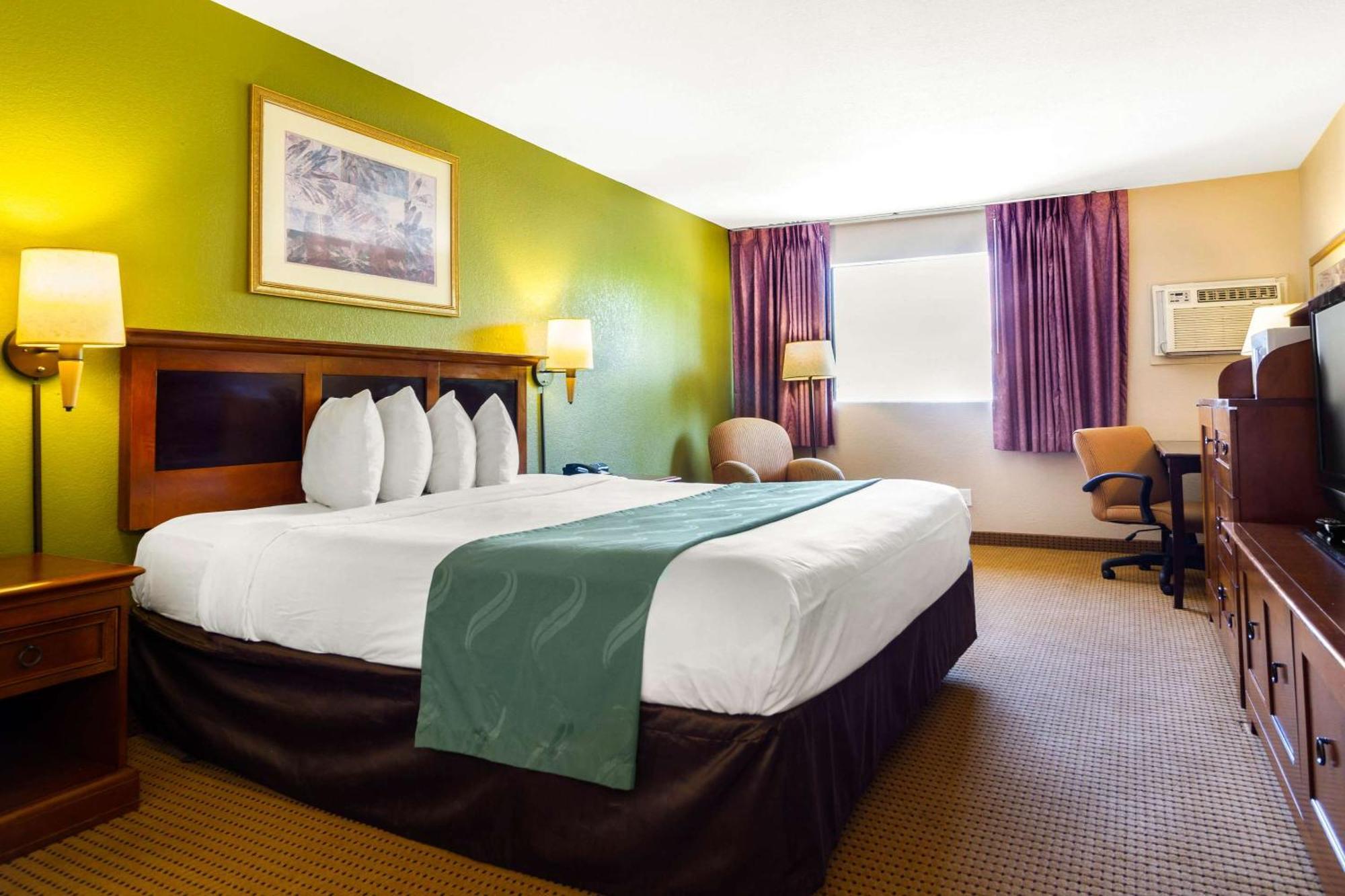 Rodeway Inn Auburn – Foresthill Exterior foto